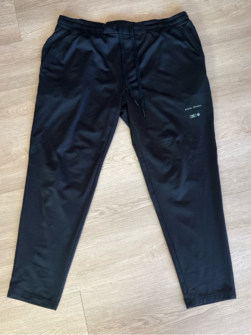 RIVVIA PROJECTS// Black Performance Joggers x
XL
